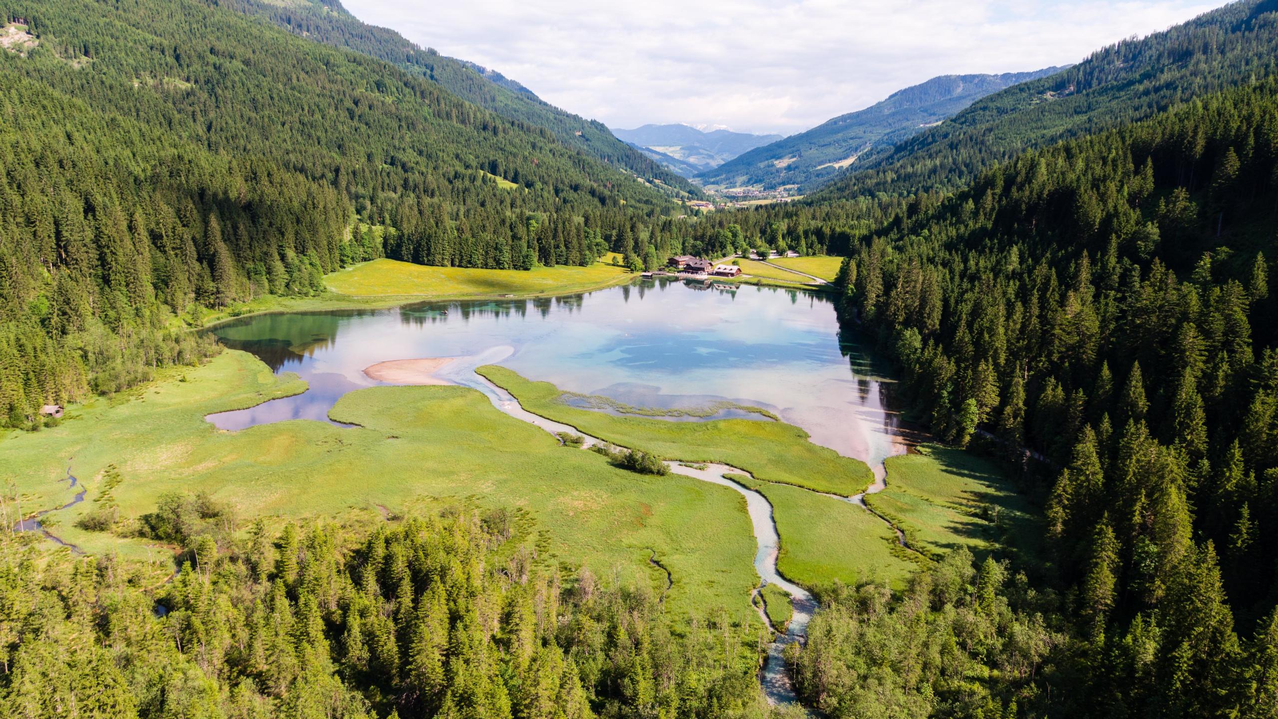 Jägersee und Sommer in Wagrain-Kleinarl im Haus am Lift Appartements
